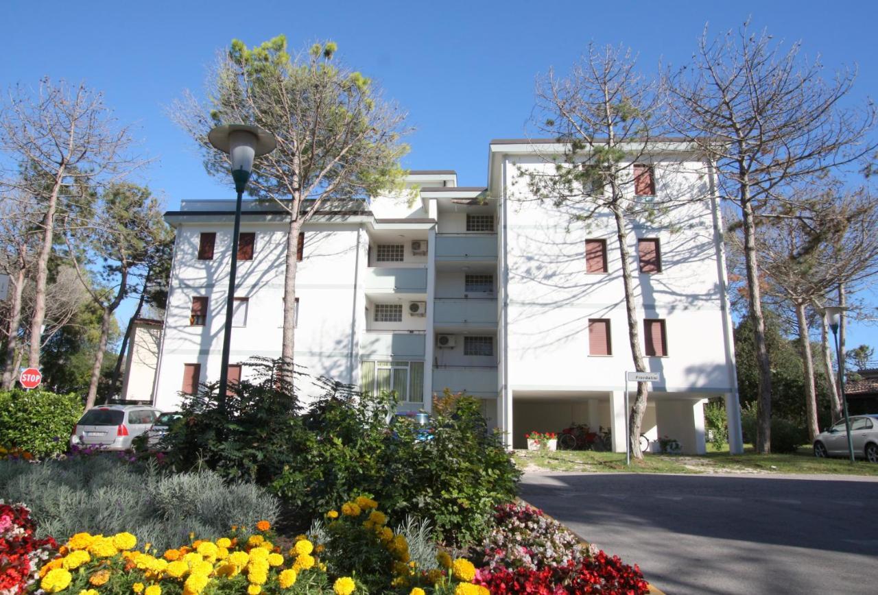Appartamenti Fiordalisi บิบิโอเน ภายนอก รูปภาพ